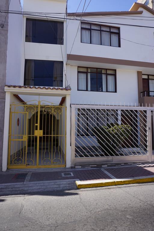 Residencial Mamamia Hotel Tacna Ngoại thất bức ảnh