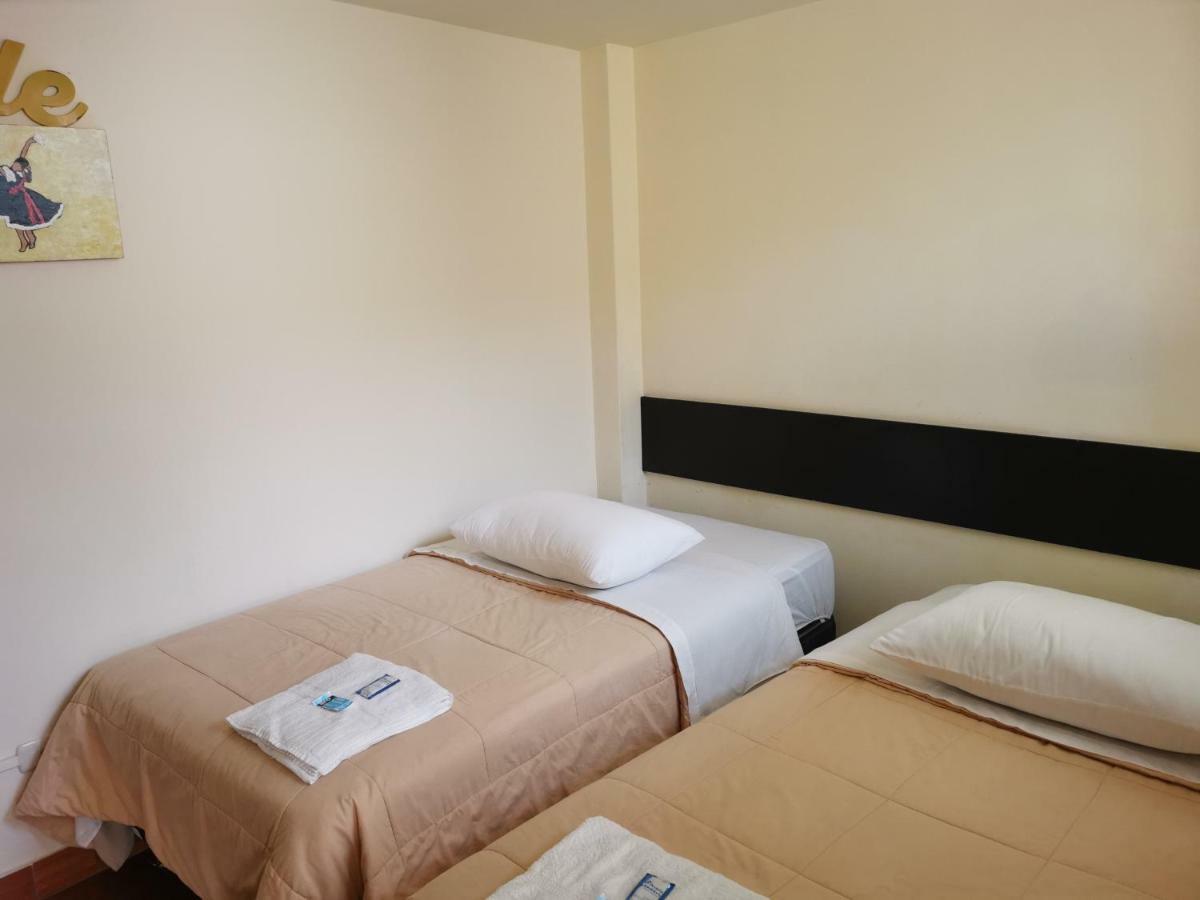 Residencial Mamamia Hotel Tacna Ngoại thất bức ảnh